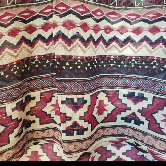 ABOUT A GIRL Semi-sheer Aztec Print Tunic Blouse Medium - Picture 4 of 6
